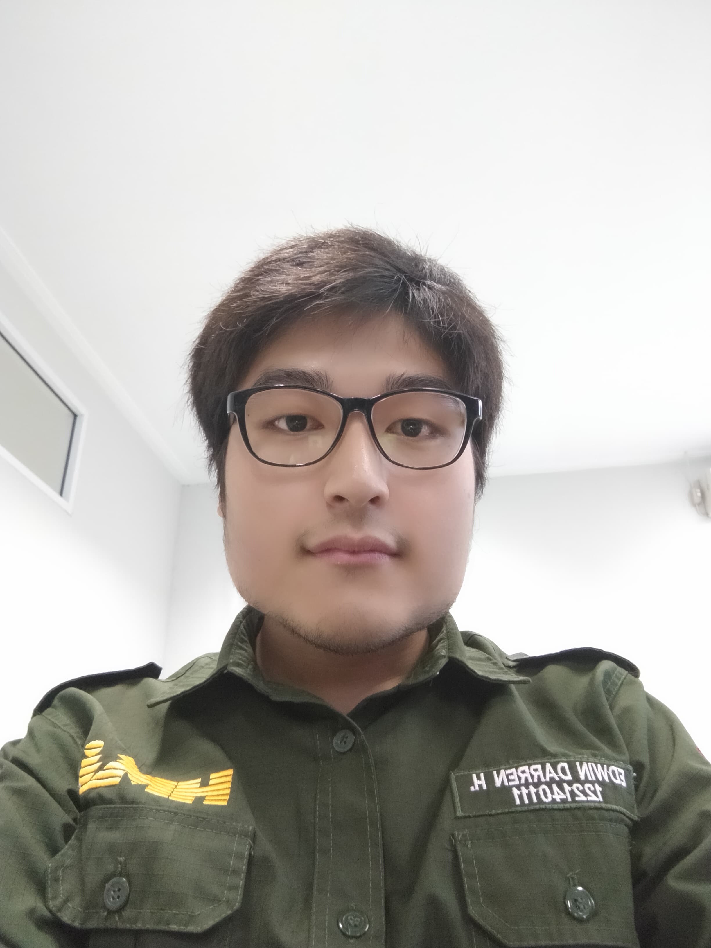 Edwin Darren H Profile
